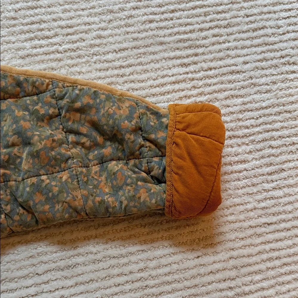 Quilted Jacket - - Picture 3 of 5